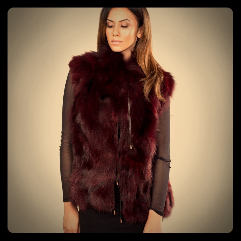 Cisono faux fur vest nwot